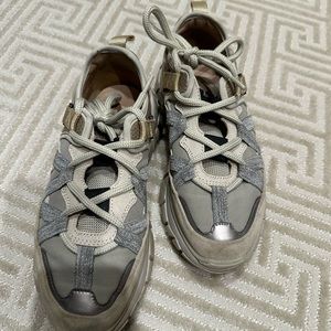 Chloe sneakers